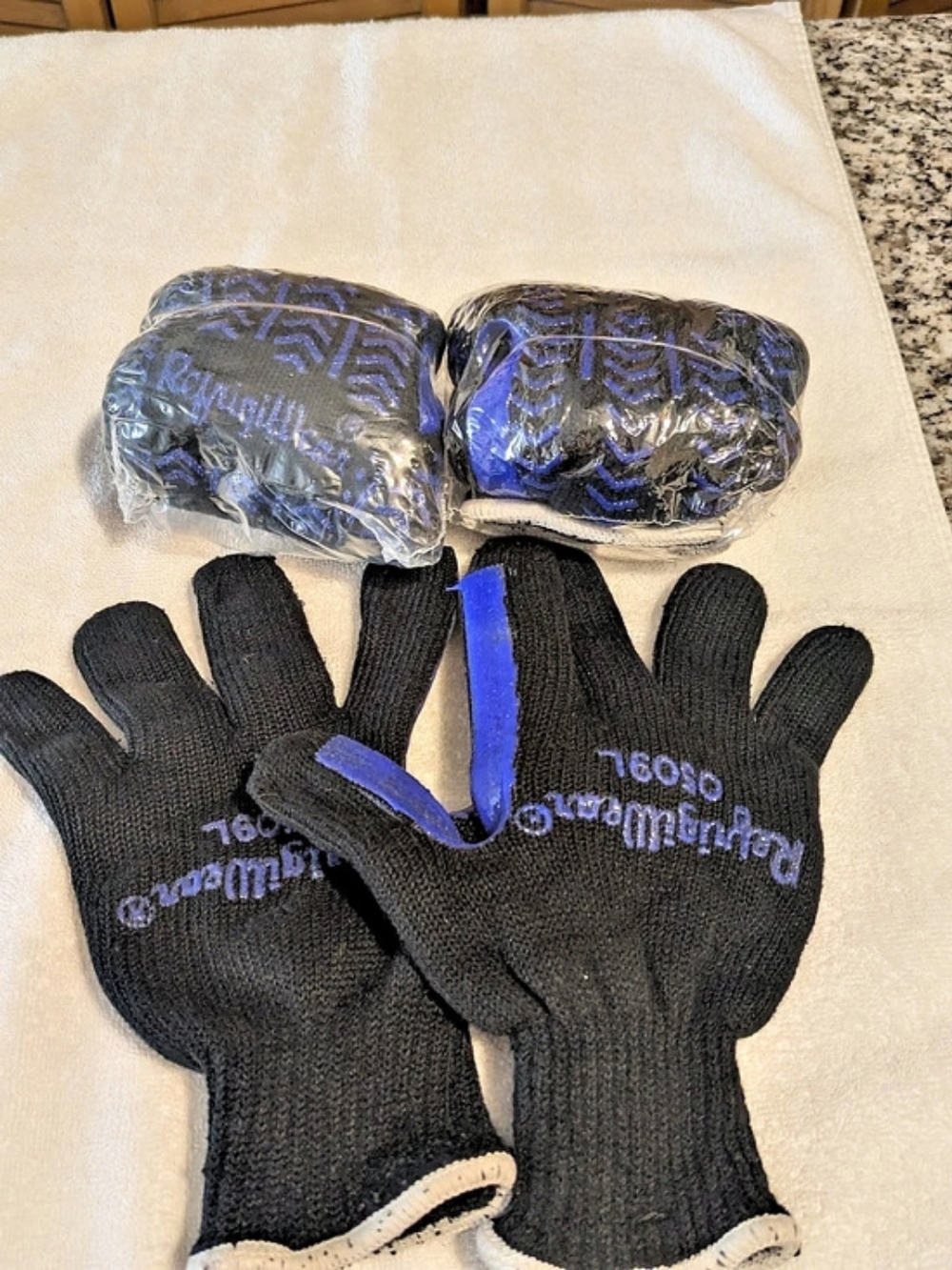 2 Pack RefrigiWear Dual Layer Herringbone Glove Black & Purple Large
